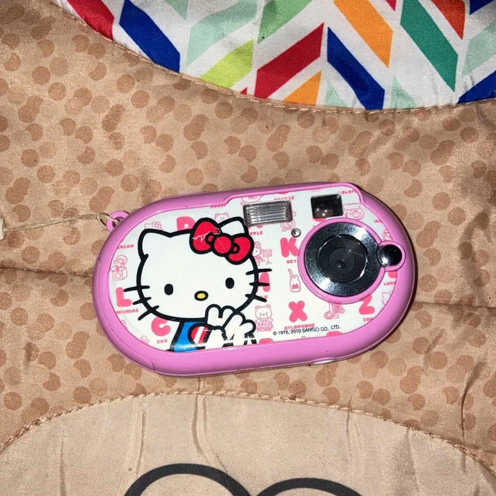 Hello kitty camera - Picture 2 of 2